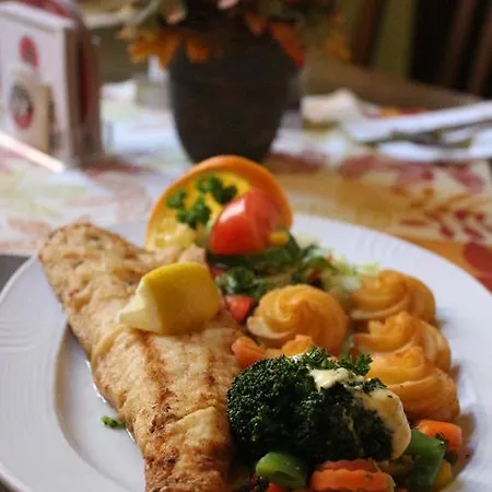 בית הארחה Und Restaurant 
